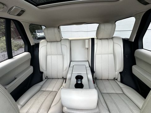 Used 2016 Land Rover Range Rover Supercharged image 22