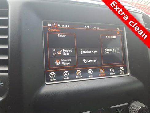 Used 2018 Jeep Grand Cherokee Laredo image 19