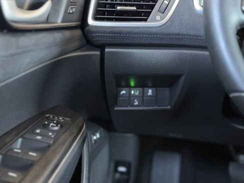 Used 2018 Honda Clarity Touring image 24