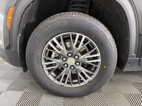 Certified 2024 Chevrolet Traverse LT image 17