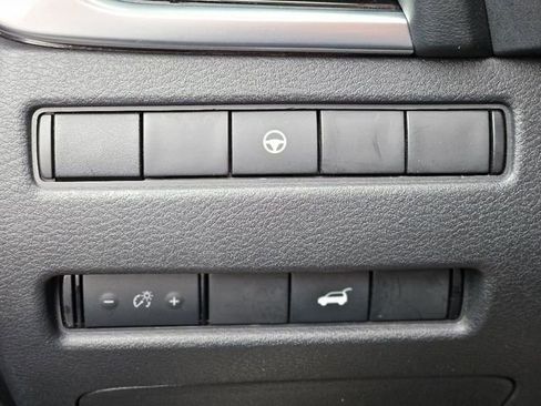 Certified 2023 Nissan Rogue SL w/ SL Premium Package image 20