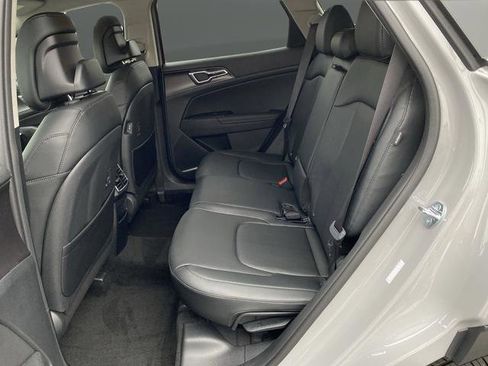 New 2026 Kia Sportage EX image 33