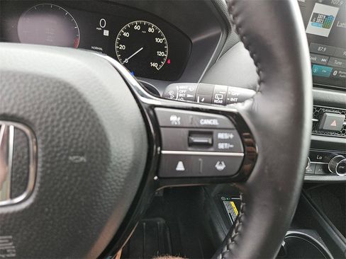 Used 2025 Honda HR-V EX-L image 22