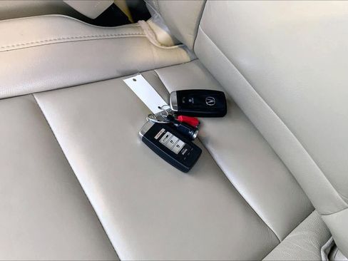 Used 2017 Acura MDX FWD w/ Technology Package image 14