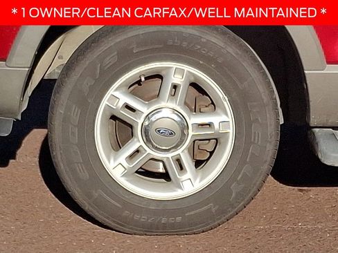 Used 2002 Ford Explorer XLT image 8