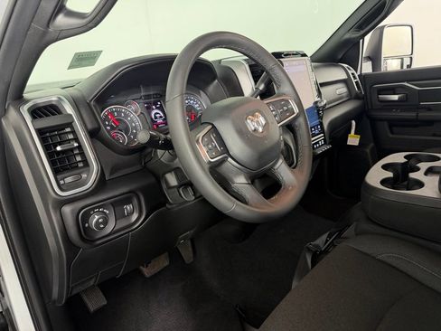 Used 2026 RAM 2500 Big Horn AWD/4WD image 21