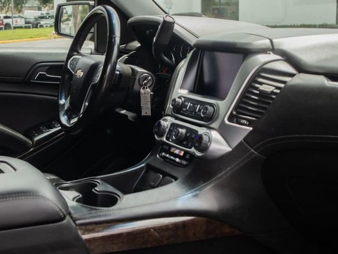 Used 2018 Chevrolet Tahoe LS RWD image 16