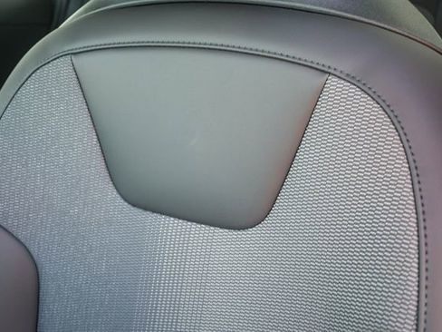 New 2026 Kia Niro Wind image 21