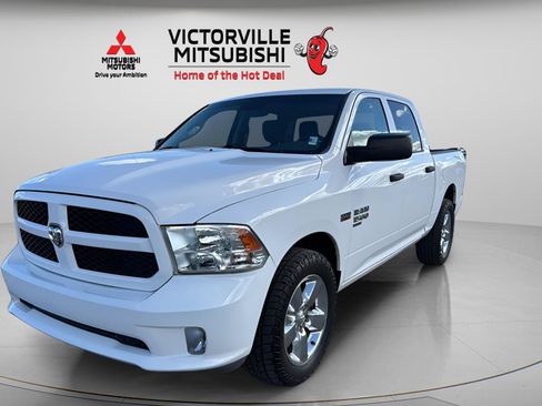 Used 2019 RAM 1500 Express w/ Express Value Package AWD/4WD image 5