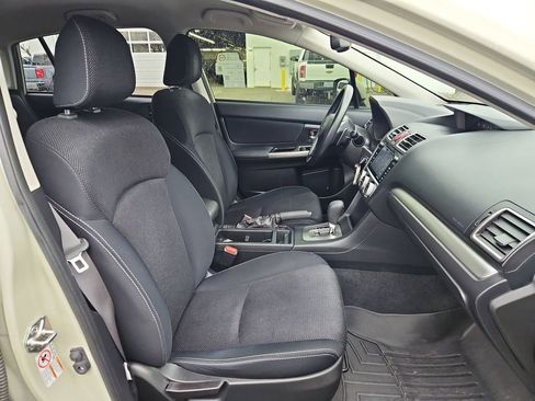 Used 2015 Subaru Crosstrek 2.0i Premium image 28