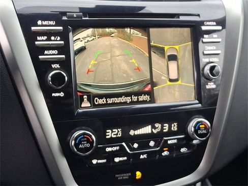 Used 2024 Nissan Murano SV image 18