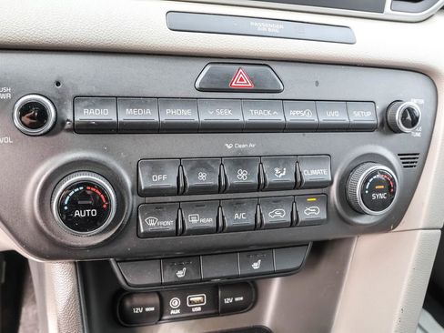 Used 2019 Kia Sportage LX w/ LX Popular Package image 24