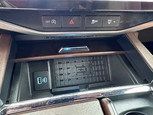 Used 2024 Ford Expedition King Ranch AWD/4WD image 23