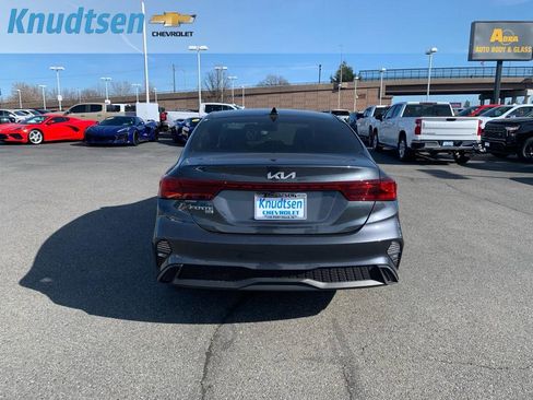 Used 2023 Kia Forte LX image 6