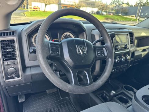 Used 2018 RAM 2500 Tradesman w/ Chrome Appearance Group image 3