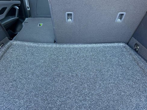 New 2026 Volkswagen Tiguan SE image 14