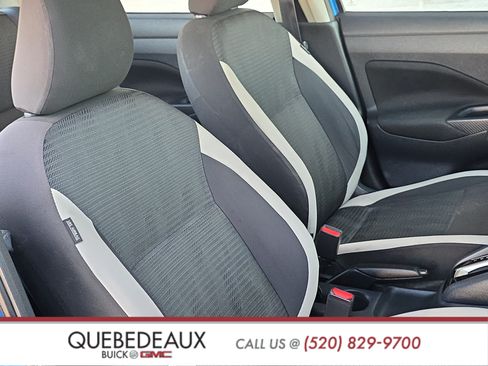 Used 2021 Nissan Versa SV FWD image 27