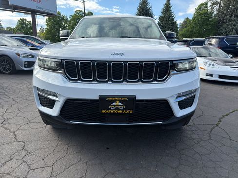 Used 2023 Jeep Grand Cherokee 4WD 4xe image 12