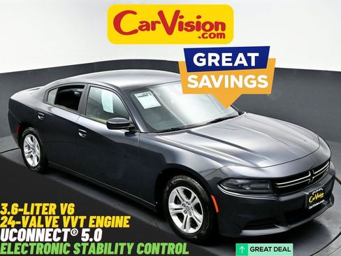 Used 2016 Dodge Charger SE image 1