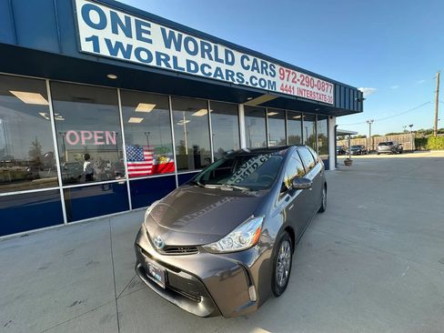 Used 2015 Toyota Prius V Four FWD image 1