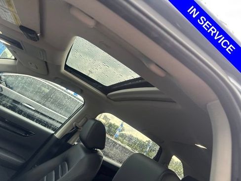 Used 2025 Honda CR-V EX-L image 11