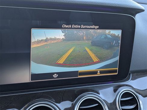 Used 2020 Mercedes-Benz E 350 Sedan image 21