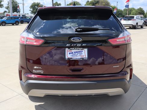 Used 2024 Ford Edge SEL w/ Convenience Package AWD/4WD image 6