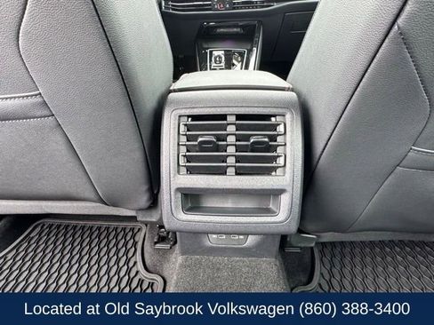 Used 2024 Volkswagen GTI SE FWD image 12
