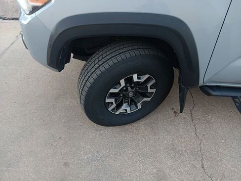 Used 2020 Toyota Tacoma 4x4 Double Cab image 37