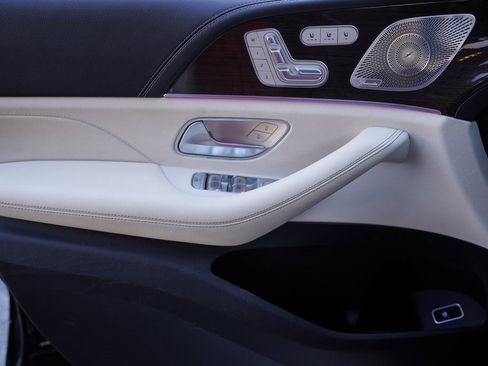 Used 2024 Mercedes-Benz GLE 450 GLE 450 image 33