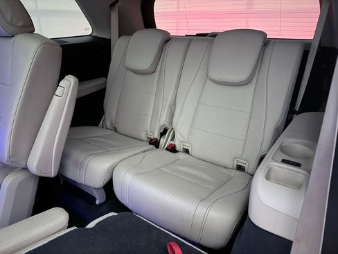 Used 2020 Mercedes-Benz GLS 450 4MATIC w/ Convenience Package image 24