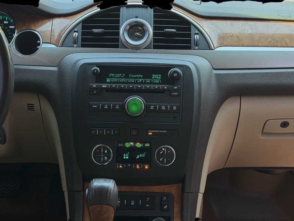 Used 2012 Buick Enclave Premium FWD image 19