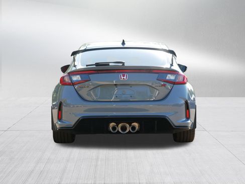 Used 2025 Honda Civic Type R image 6