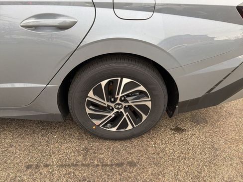 New 2026 Hyundai Sonata Blue image 13