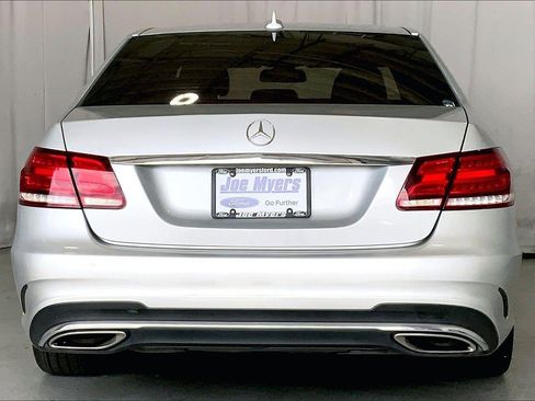 Used 2016 Mercedes-Benz E 350 Sedan image 4