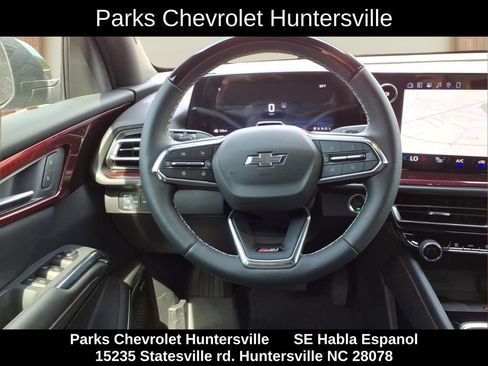 New 2026 Chevrolet Traverse Z71 w/ Enhanced Driving Package AWD/4WD image 24