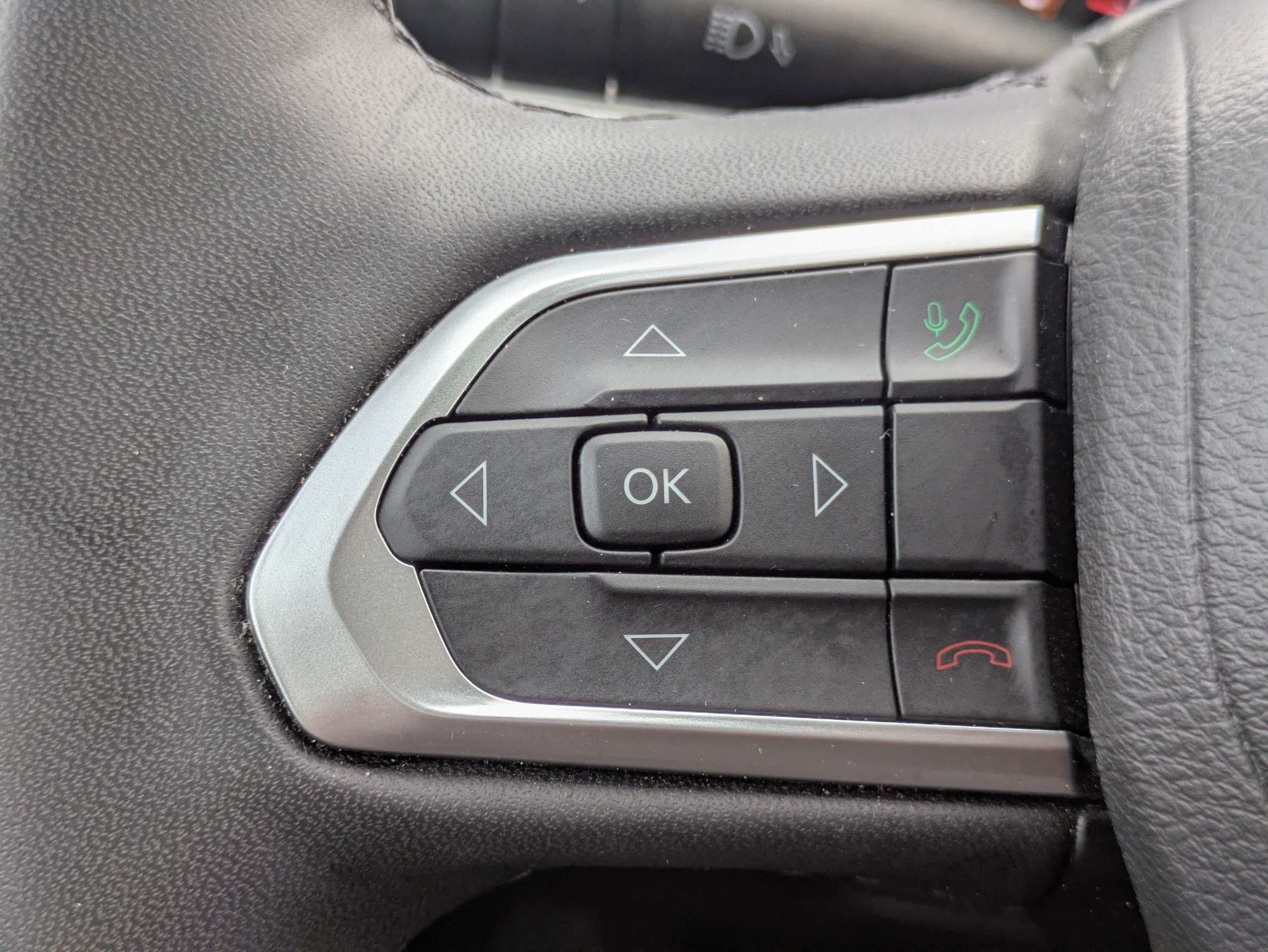 Used 2025 Jeep Compass Limited AWD/4WD image 23
