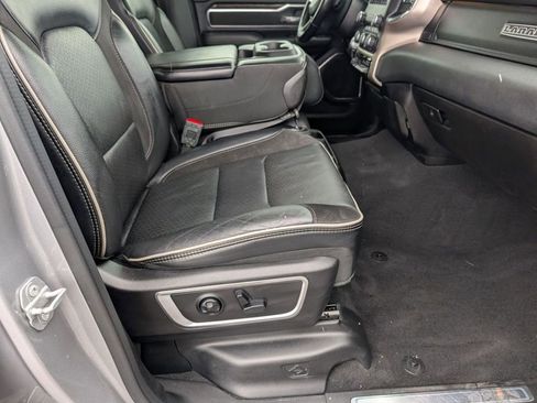 Used 2019 RAM 1500 Laramie image 44