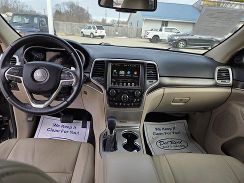 Used 2016 Jeep Grand Cherokee Limited image 12