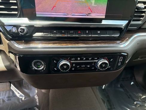 Used 2024 GMC Sierra 1500 SLE RWD image 25