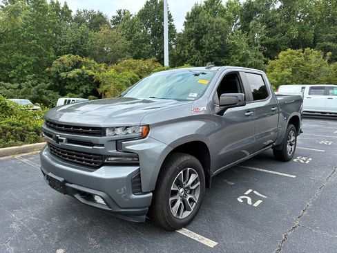 Used 2020 Chevrolet Silverado 1500 RST AWD/4WD image 2