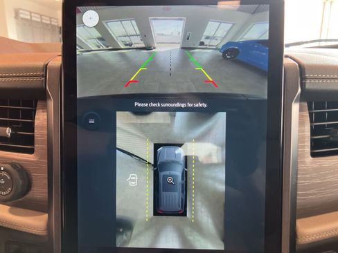 Used 2023 Ford Expedition Max Limited AWD/4WD image 28