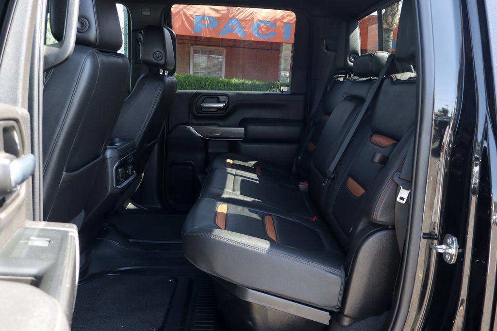 Used 2023 GMC Sierra 2500 AT4 w/ AT4 Preferred Package AWD/4WD image 44
