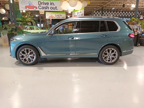 Certified 2024 BMW X7 xDrive40i w/ Executive Package image 9