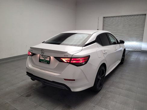 Used 2023 Nissan Sentra SR FWD image 9