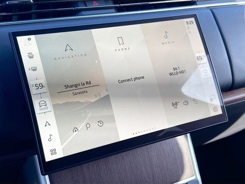 Used 2024 Land Rover Range Rover SE image 33