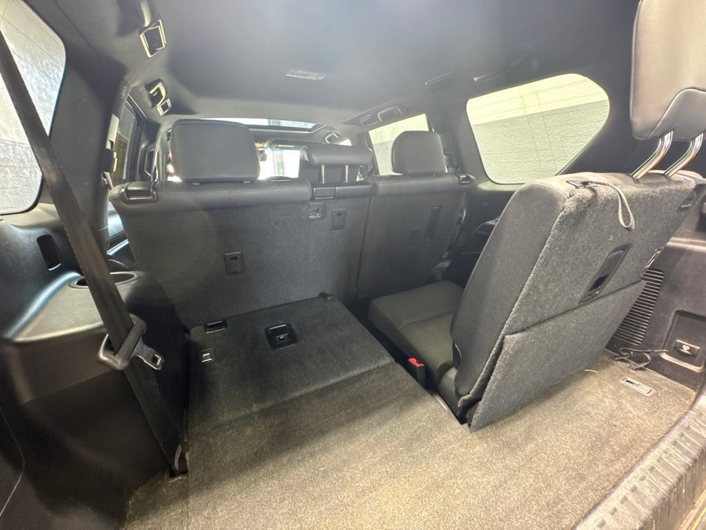 Used 2021 Lexus GX 460 Premium w/ Premium Package AWD/4WD image 28