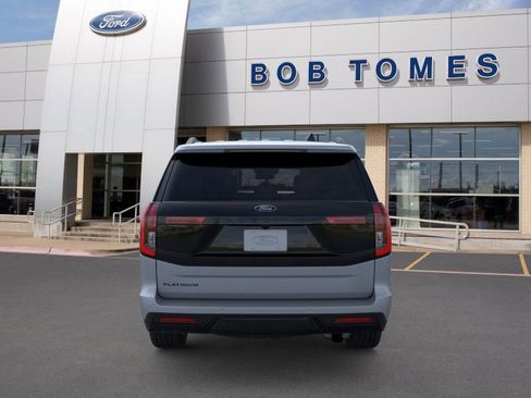 New 2025 Ford Expedition Platinum w/ Stealth Appearance Package image 7