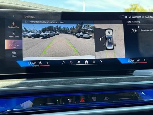 Used 2023 BMW i7 xDrive60 AWD/4WD image 28