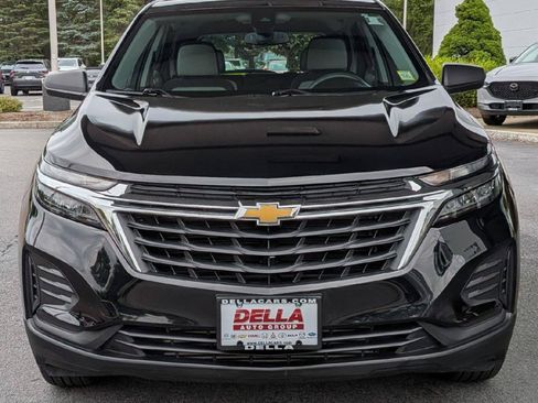Used 2023 Chevrolet Equinox LS w/ Driver Confidence II Package AWD/4WD image 2
